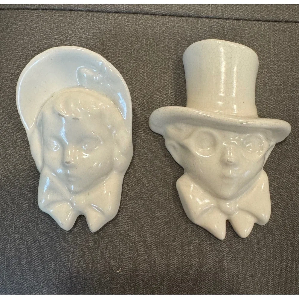 Vintage Ceramic Wall Pocket Set Boy Girl Top Hat Bonnet White Bud Vase Planter